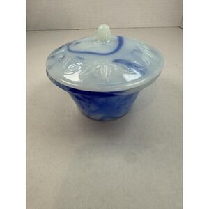 Akro  Agate Blue White Slag Candy Dish Powder Jar Bowl With Lid Leaf Pattern